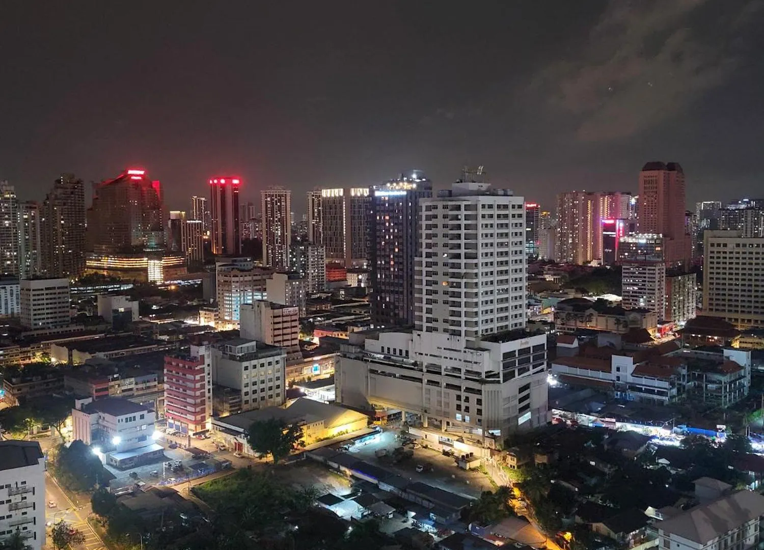 C17B Modern Balcony Infinity Pool Klcc View Apartment Kuala Lumpur 0*,  Malaysia